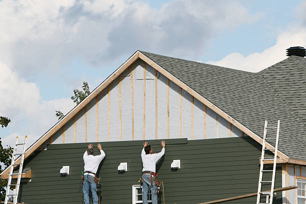 Professional Emergency Siding Repair technician working in Union Bridge, MD